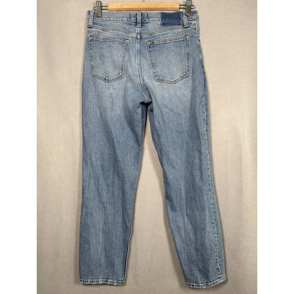 Abercrombie & Fitch The Mom High Rise Jeans Straight Leg Light Wash - Picture 3 of 16